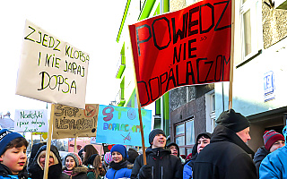 Po dopalaczach wyjadał psu karmę i lizał telewizor Po dopalaczach wyjadał psu karmę i lizał telewizor
